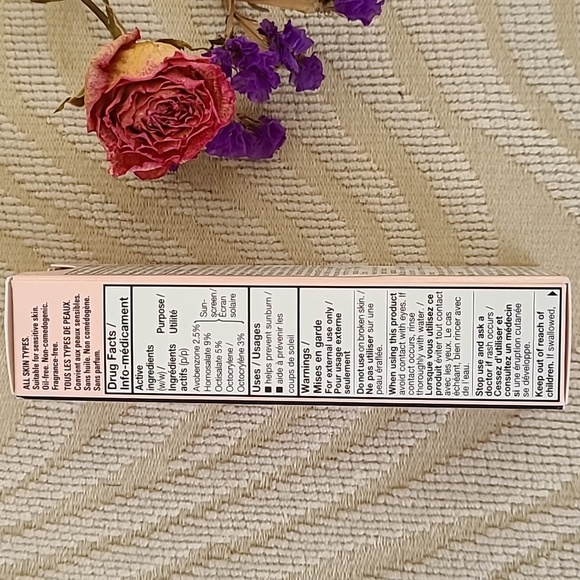 Mary Kay Foundation Primer - Picture 3 of 6